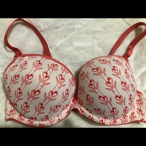 Cute bra! Barely worn.